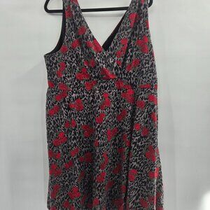 Torrid Animal Cheetah Print Roses Red Grey Lined Deep V-Neck Size 24